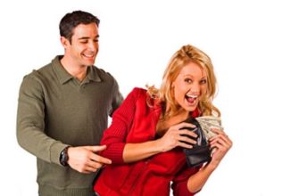 Зарплата мужа на карту жены