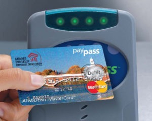 логотип Mastercard Paypass