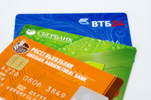 обычная банковская карта 