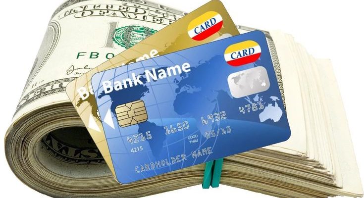 кредитная карта банка или потребительский кредит